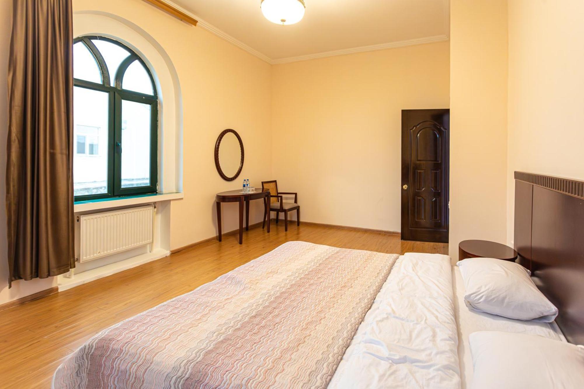 Chabiant Guesthouse Chateau Monolit Ikinci Yeniyol Exterior photo